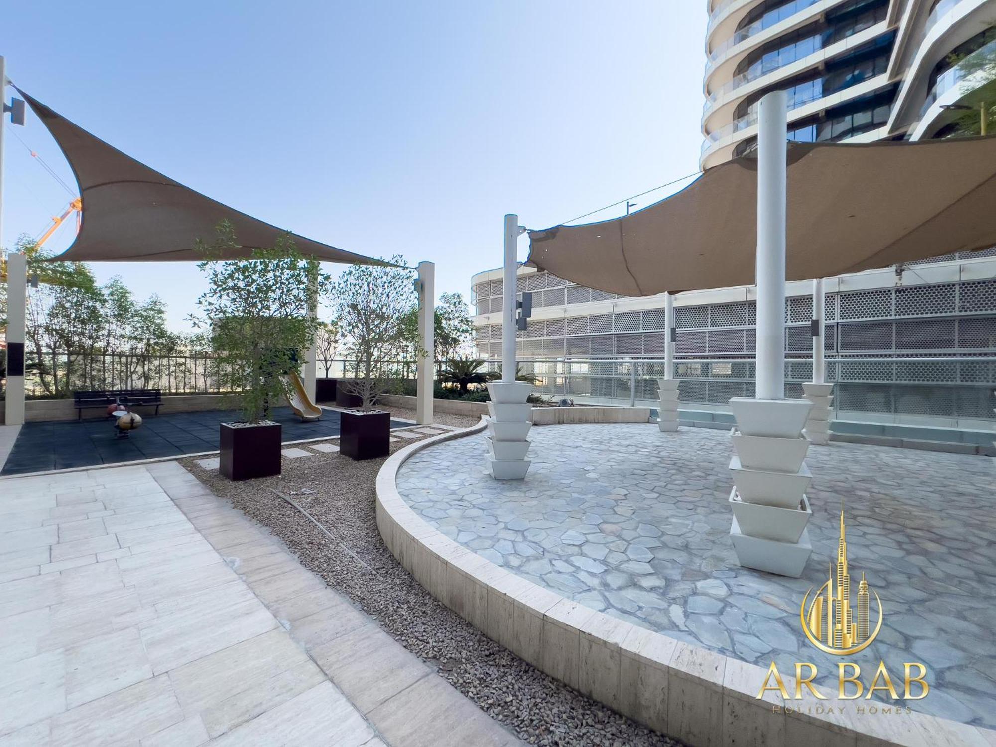 Apartment Damac Maison Mall Street